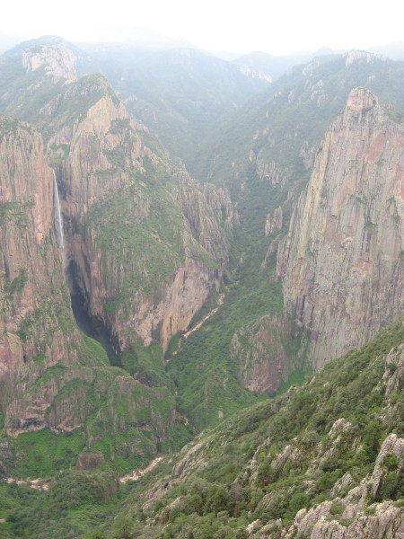 Piedra Volada faces El Gigante in the magnificent Baranca Candamena. Mexico's highest waterfall only flows during the  rainy season. The 3000 foot (1000M) El Gigante challenges big wall climbers